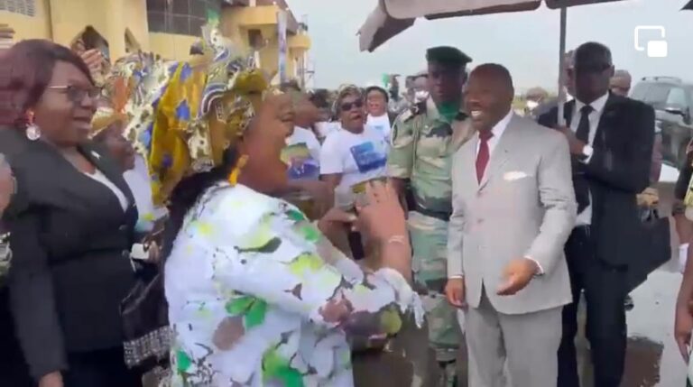 Ali BONGO chaleureusement accueilli ce matin dans la province de la Ngounié
