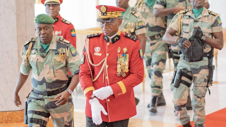 Gabon : le président de la Transition Brice Oligui Nguema rencontre Albert Ondo Ossa