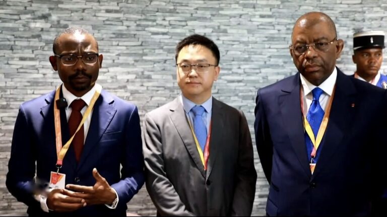 Le géant chinois Huawei souhaite s’implanter au Gabon
