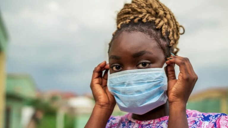 Covid-19 : le Gabon appelle à la vigilance face à la recrudescence des cas en Afrique