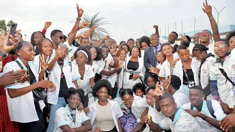 Bourses ANAC : 340 jeunes s’envoleront pour l’académie Ethiopian Airlines