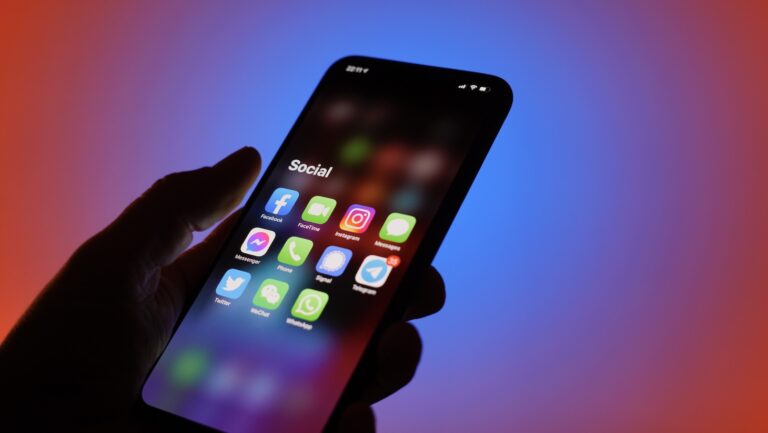 Procrastination : quand le smartphone nous détourne de nos objectifs