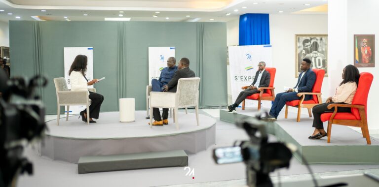 Référendum au Gabon : garantir un accès équitable aux médias