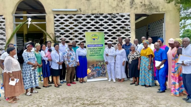 Gabon : l’Évangile selon Saint Luc désormais disponible en langue benga