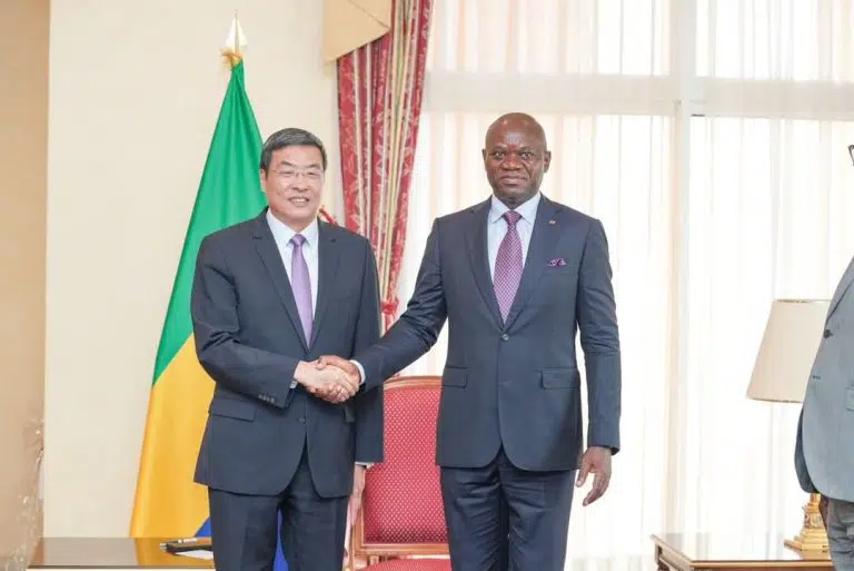 Coopération Gabon-Chine : Oligui Nguema reçoit une délégation de Guangzhou