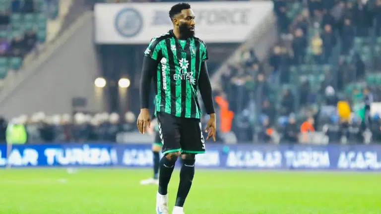 Aaron Appindangoye propulse Kocaelispor en Süper Lig turque