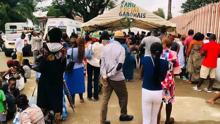 Gabon : la caravane dermatologique, un modèle d’accès aux soins de la peau
