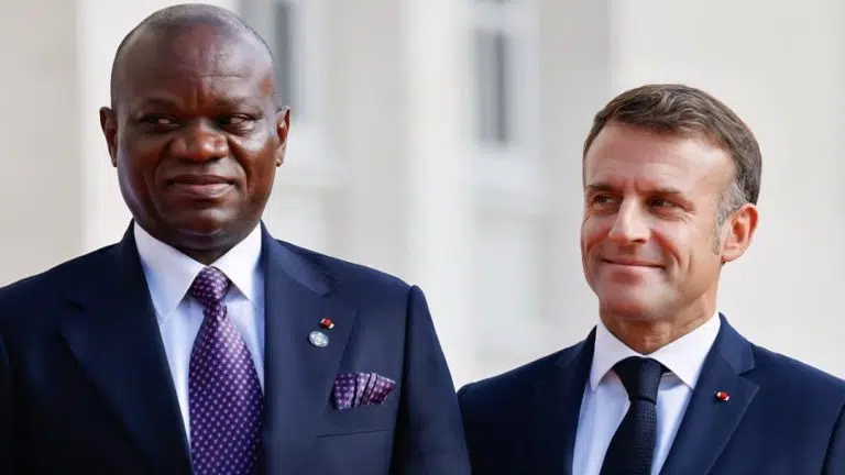Gabon : Emmanuel Macron à Libreville pour une visite d’État axée sur le renouveau du partenariat bilatéral