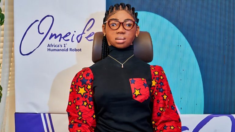 Nigéria : Omeife, le premier robot humanoïde africain polyglotte