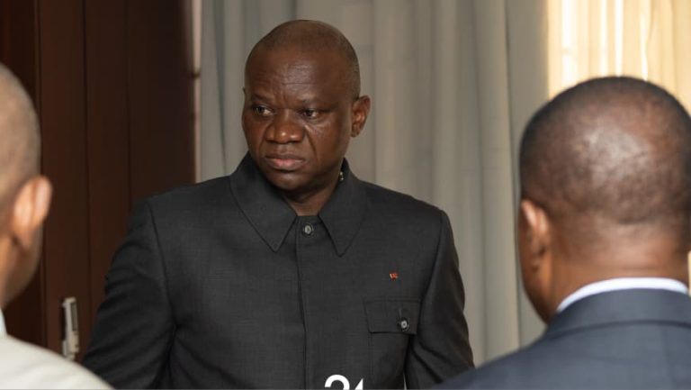 « Changez vos habitudes » : la Fonction publique face à ses responsabilités