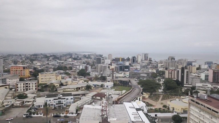 Gabon : la taxe forfaitaire d’habitation, une pratique déjà courante en Afrique