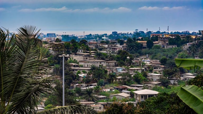 Gabon : 60 000 foyers exonérés de la taxe forfaitaire d’habitation