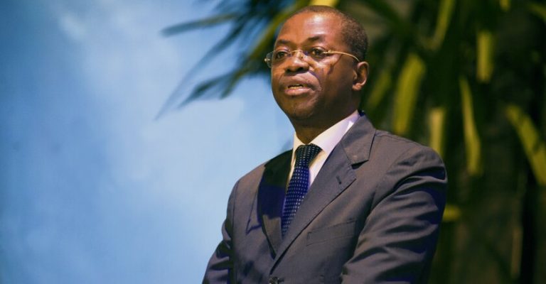 Éducation nationale : l’analyse de Séraphin Moundounga pour une sortie de crise